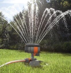 GARDENA - Zwenksproeier AquaZoom Compact - Tuinsproeier - 9 Tot 216 M² -Tuin Kweekbenodigdheden 1168x1200