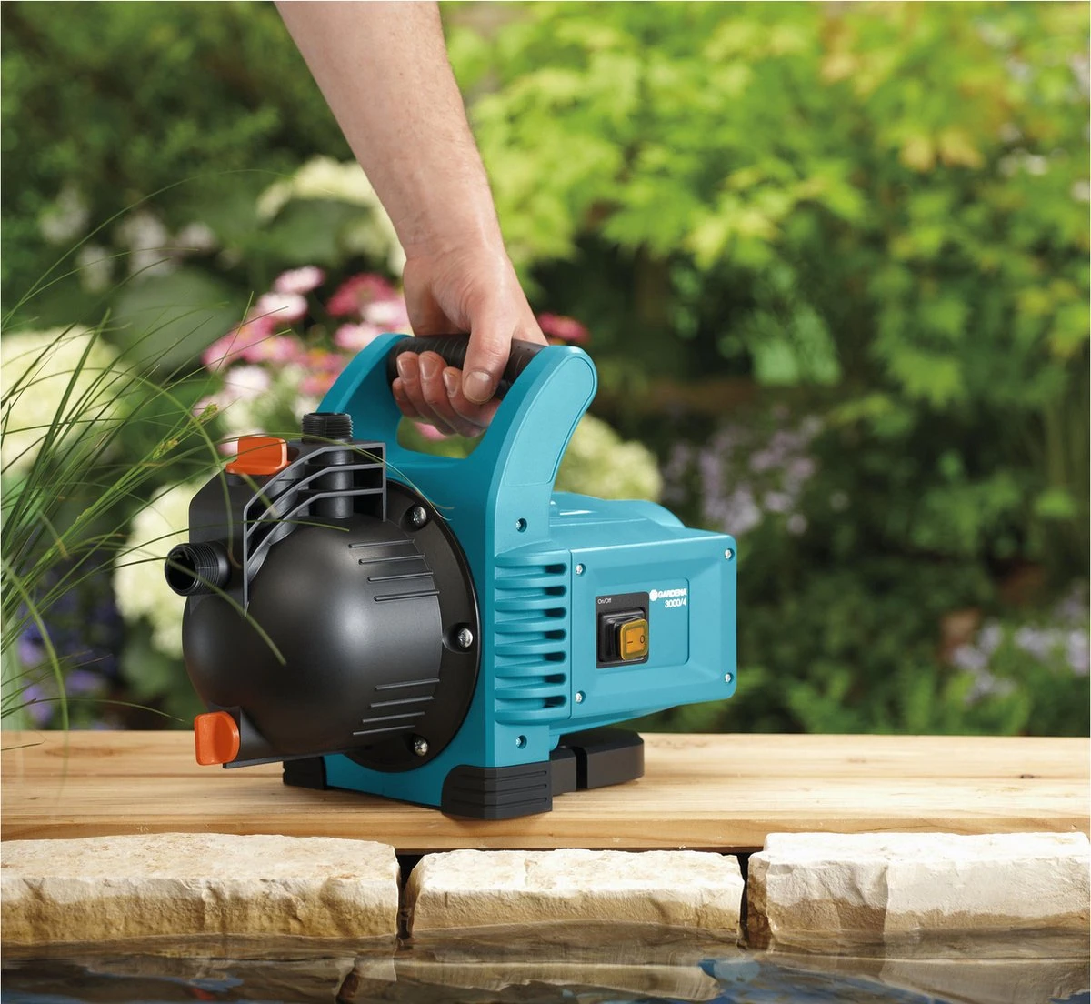 GARDENA - Classic Besproeiingspomp 3000/4 - Waterpomp - 600 W - 3100 L/h 4 GARDENA - Classic Besproeiingspomp 3000/4 - Waterpomp - 600 W - 3100 L/h - Afbeelding 2