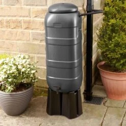 Luxe Voordeelset 100L Antraciet Rainsaver Regenton + Kraan + Voet + Vulautomaat| Muurmodel 11 Luxe Voordeelset 100L Antraciet Rainsaver Regenton + Kraan + Voet + Vulautomaat| Muurmodel -Tuin Kweekbenodigdheden 1200x1200 562