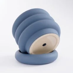 Mica Decorations Ilse Bloempot Met Schotel - H16 X Ø18,5 Cm - Keramiek - Blauw 11 Mica Decorations Ilse Bloempot Met Schotel - H16 X Ø18,5 Cm - Keramiek - Blauw -Tuin Kweekbenodigdheden 1200x1200 824