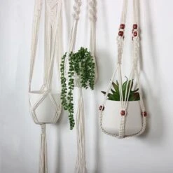4 Stuks Plantenhangers - Boho Handgeweven Katoen Hangpot Voor Binnen/Buiten - Bloempot Met Kralen - Macramé Touw/Koord Hangplant Houder - Bohemian Wandhanger Decoratie - Verticale Tuin Plant Hanger Bloempothouder Planthanger Wit -Tuin Kweekbenodigdheden 1200x1200 867