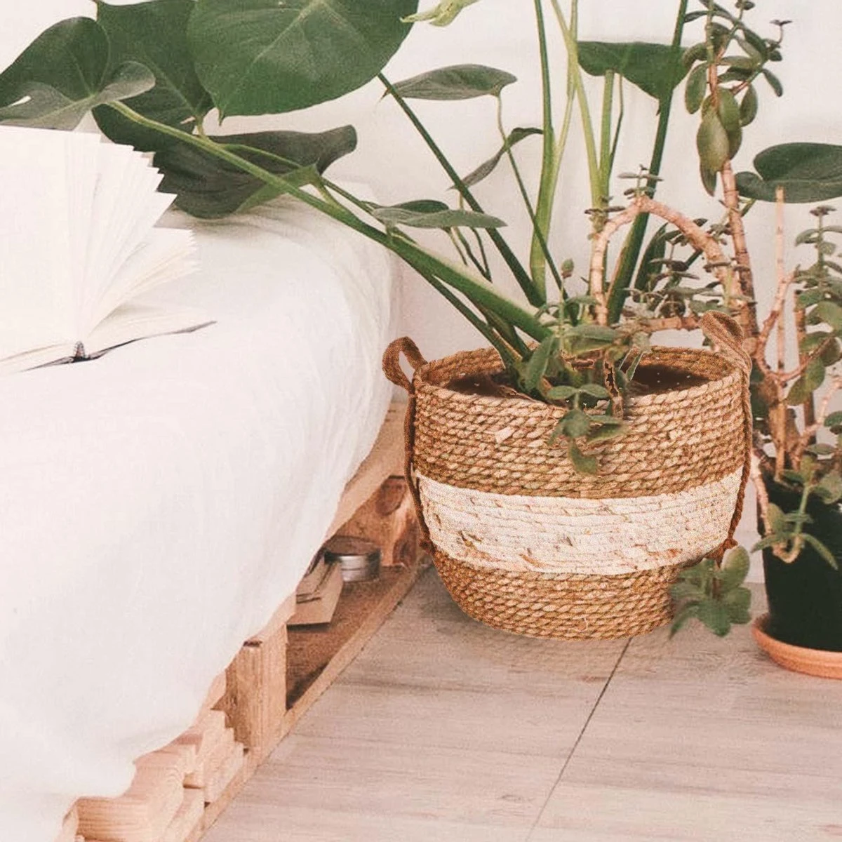 Merkloos Plantenmand 30x22cm Naturel Bruin – Multifunctionele Mand – Handgemaakt – Planten-houder – Planten Accessoires – Planten Mand 8 Merkloos Plantenmand 30x22cm Naturel Bruin – Multifunctionele Mand – Handgemaakt – Planten-houder – Planten Accessoires – Planten Mand - Afbeelding 6