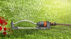 GARDENA - Zwenksproeier Aqua S - Tuinsproeier - 90 Tot 220 M² 19 GARDENA - Zwenksproeier Aqua S - Tuinsproeier - 90 Tot 220 M² -Tuin Kweekbenodigdheden 1200x657 4