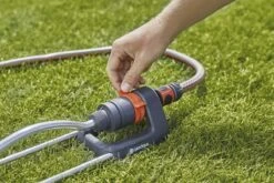 GARDENA - Zwenksproeier Aqua S - Tuinsproeier - 90 Tot 220 M² 24 GARDENA - Zwenksproeier Aqua S - Tuinsproeier - 90 Tot 220 M² -Tuin Kweekbenodigdheden 1200x800 120