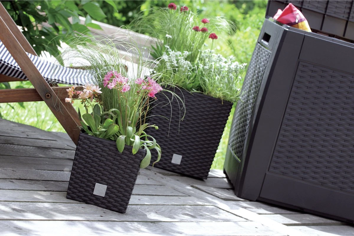 Prosperplast Kunststof Rato Rotan Bloempot/plantenpot Met Binnenpot Antraciet 40 Cm - Bloempotten Voor Binnen En Buiten 8 Prosperplast Kunststof Rato Rotan Bloempot/plantenpot Met Binnenpot Antraciet 40 Cm - Bloempotten Voor Binnen En Buiten - Afbeelding 6