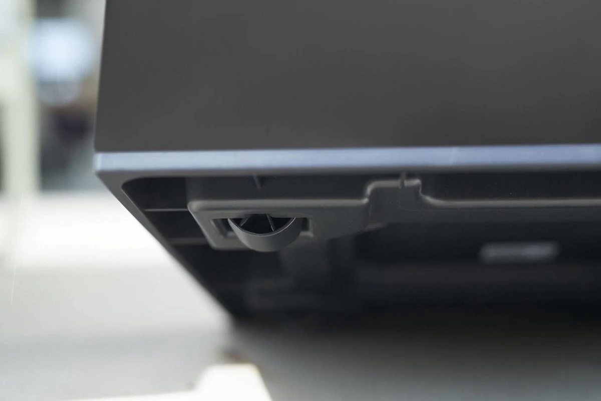 Elho Vivo Matt Finish Lang Wielen 90 - Grote Staande Plantenbak Voor Binnen & Buiten - Gemaakt Van Gereycled Plastic - L 39 X W 88 X H 41 Cm - Zwart 11 Elho Vivo Matt Finish Lang Wielen 90 - Grote Staande Plantenbak Voor Binnen & Buiten - Gemaakt Van Gereycled Plastic - L 39 X W 88 X H 41 Cm - Zwart - Afbeelding 9