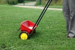 ECOstyle AZ Kalk Micro Korrel – Voor Gazon, Sier- En Moestuin - Corrigeert Zuurgraad Direct En Langdurig - Werkt Tegen Mos - CO2-Neutraal – 30 M² - 2 KG 17 ECOstyle AZ Kalk Micro Korrel – Voor Gazon, Sier- En Moestuin - Corrigeert Zuurgraad Direct En Langdurig - Werkt Tegen Mos - CO2-Neutraal – 30 M² - 2 KG -Tuin Kweekbenodigdheden 1200x800 2