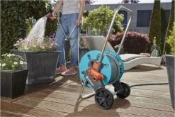 GARDENA - AquaRoll CleverRoll S Set Slangenwagen - Incl. 20 M Slang - Maximaal 40 M Opbergcapaciteit 19 GARDENA - AquaRoll CleverRoll S Set Slangenwagen - Incl. 20 M Slang - Maximaal 40 M Opbergcapaciteit -Tuin Kweekbenodigdheden 1200x800 79