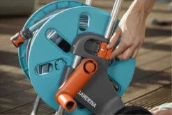 GARDENA - AquaRoll CleverRoll S Set Slangenwagen - Incl. 20 M Slang - Maximaal 40 M Opbergcapaciteit 25 GARDENA - AquaRoll CleverRoll S Set Slangenwagen - Incl. 20 M Slang - Maximaal 40 M Opbergcapaciteit -Tuin Kweekbenodigdheden 1200x800 80