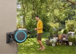 GARDENA - Wandslangenbox Slanghouder - RollUp M/L - 25 Meter - Ø 13 Mm 23 GARDENA - Wandslangenbox Slanghouder - RollUp M/L - 25 Meter - Ø 13 Mm -Tuin Kweekbenodigdheden 1200x857