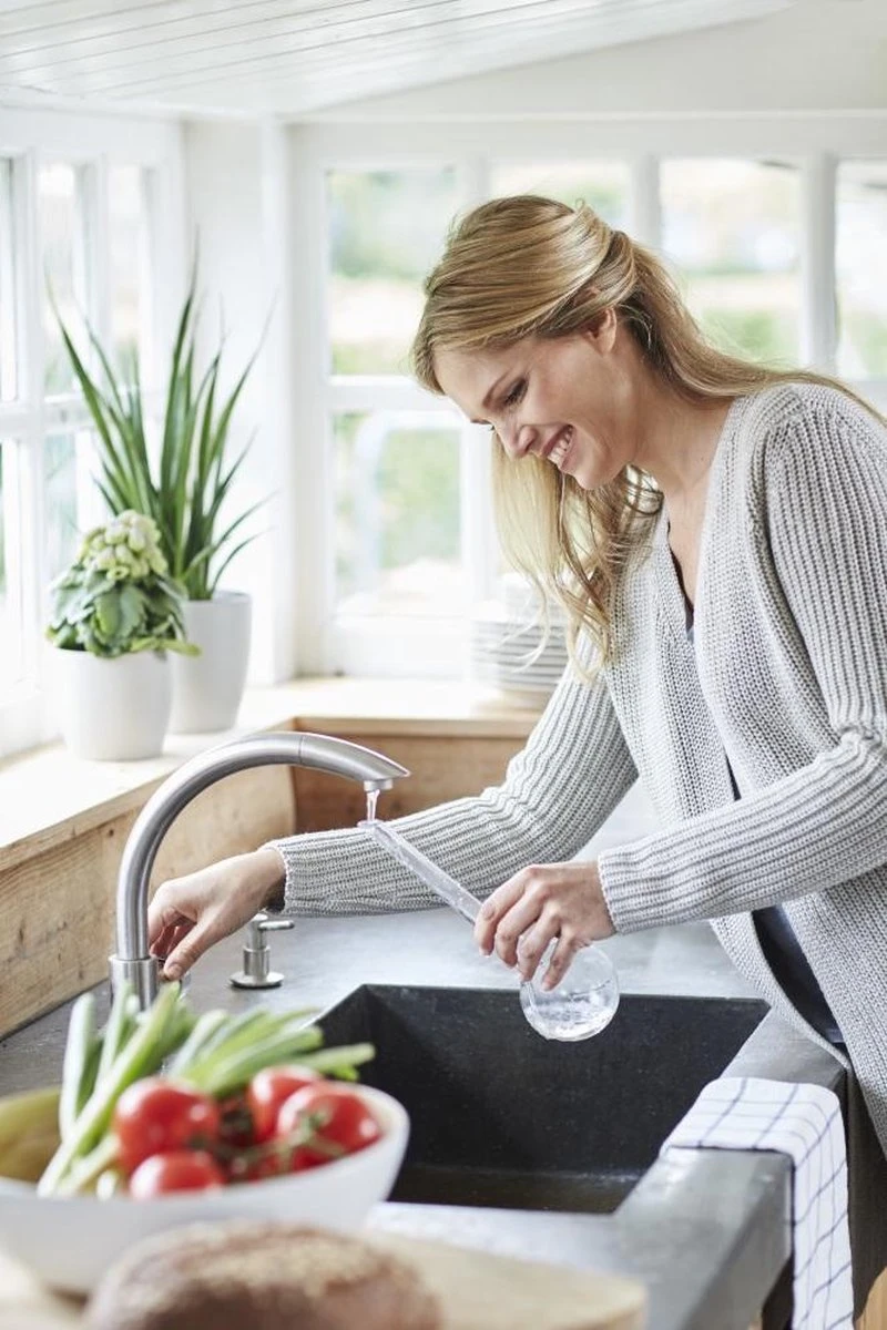 Elho Aqua Care 9 - Accessoires Voor Binnenaccessoires - Ø 17.3 X H 32.0 Cm - Transparant/Transparant 5 Elho Aqua Care 9 - Accessoires Voor Binnenaccessoires - Ø 17.3 X H 32.0 Cm - Transparant/Transparant - Afbeelding 3