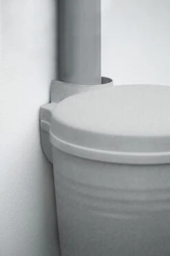 Elho Green Basics Rain Catcher 33 - Regenton Voor Balkonbuiten - Ø 33.5 X H 73.5 Cm - Grijs/Living Concrete 13 Elho Green Basics Rain Catcher 33 - Regenton Voor Balkonbuiten - Ø 33.5 X H 73.5 Cm - Grijs/Living Concrete -Tuin Kweekbenodigdheden 800x1200 45